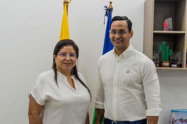 Alcaldesa Alcira Sandoval nombra a Nelson Enrique García Pérez como nuevo gerente de la E.S.E.Hospital Materno Infantil de Soledad